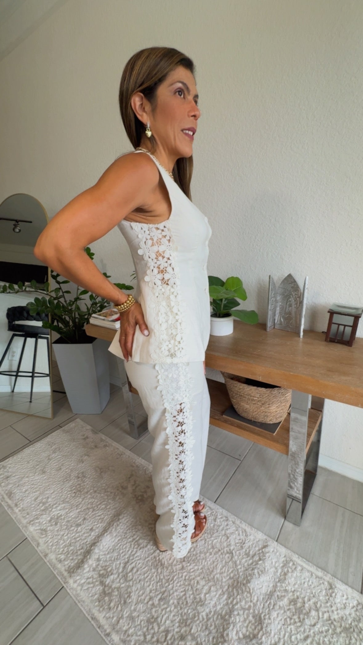 Women’s Linen Vest and Straight Leg Trouser Set with Trim Accent